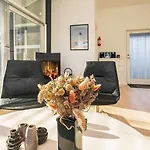 Luxury House With - By Traum